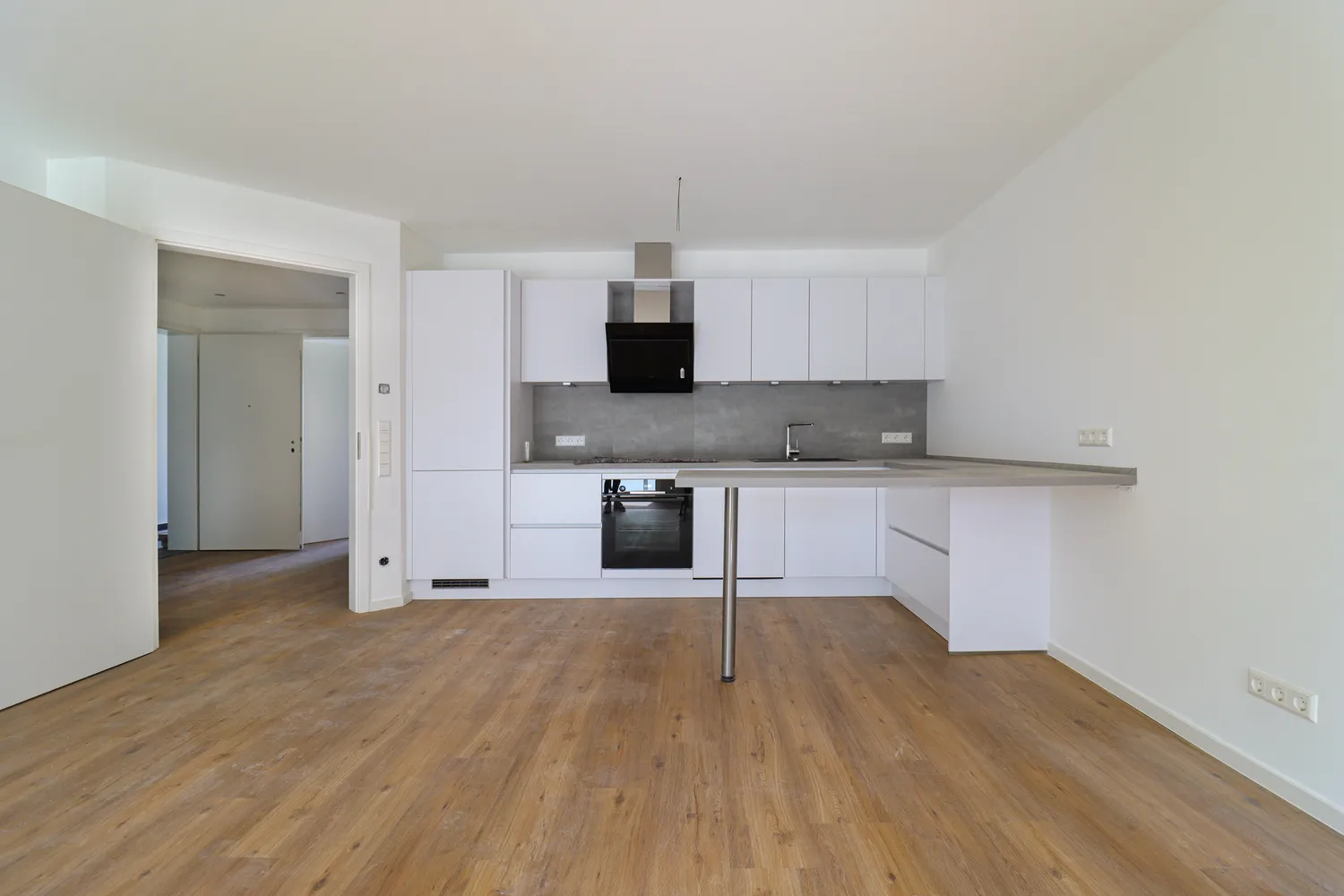 4 Zimmer Wohnung mit 122 m² in Hannover – Bild 1