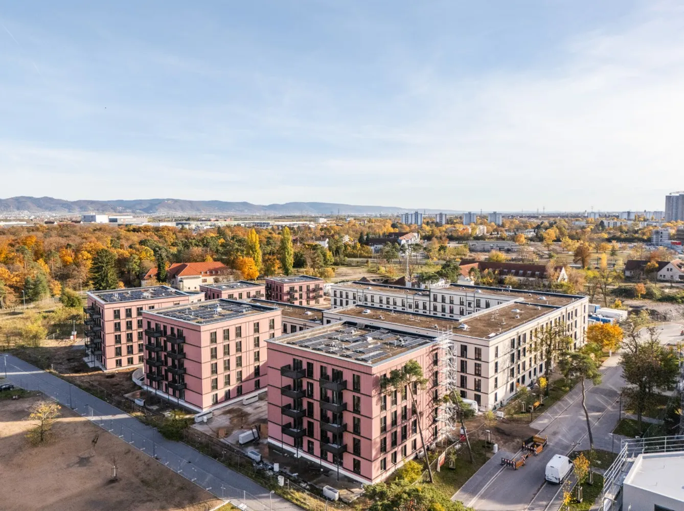 6 Zimmer Wohnung mit 131 m² in Mannheim – Bild 1