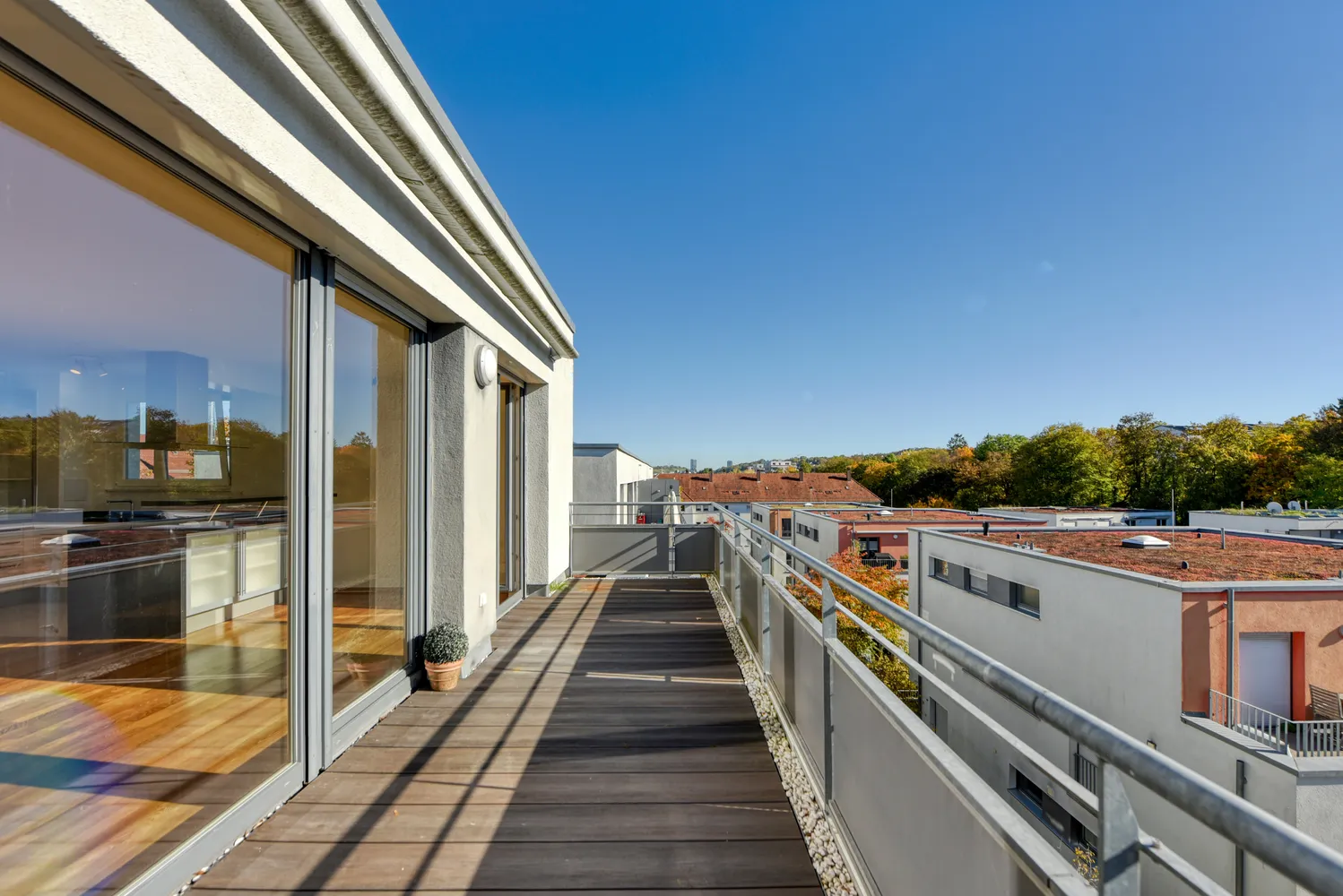 2 Zimmer Wohnung mit 63 m² in Stuttgart – Bild 1