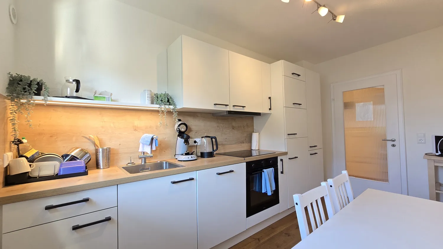 1 Zimmer Wohnung mit 15 m² in Karlsruhe – Bild 2