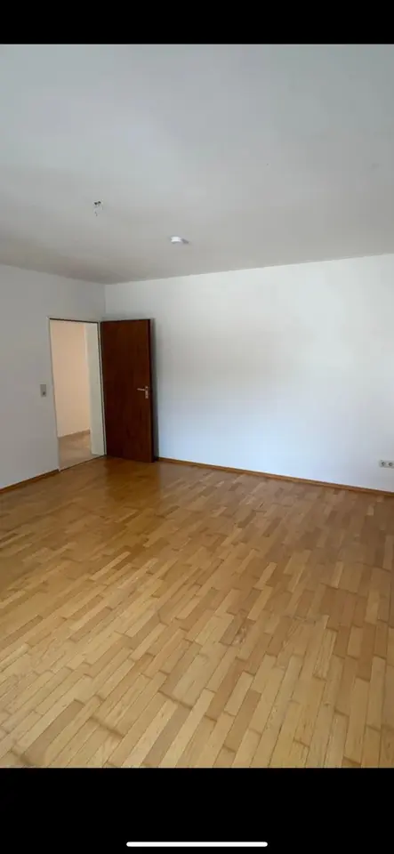 6 Zimmer Wohnung mit 110 m² in Düren – Bild 2