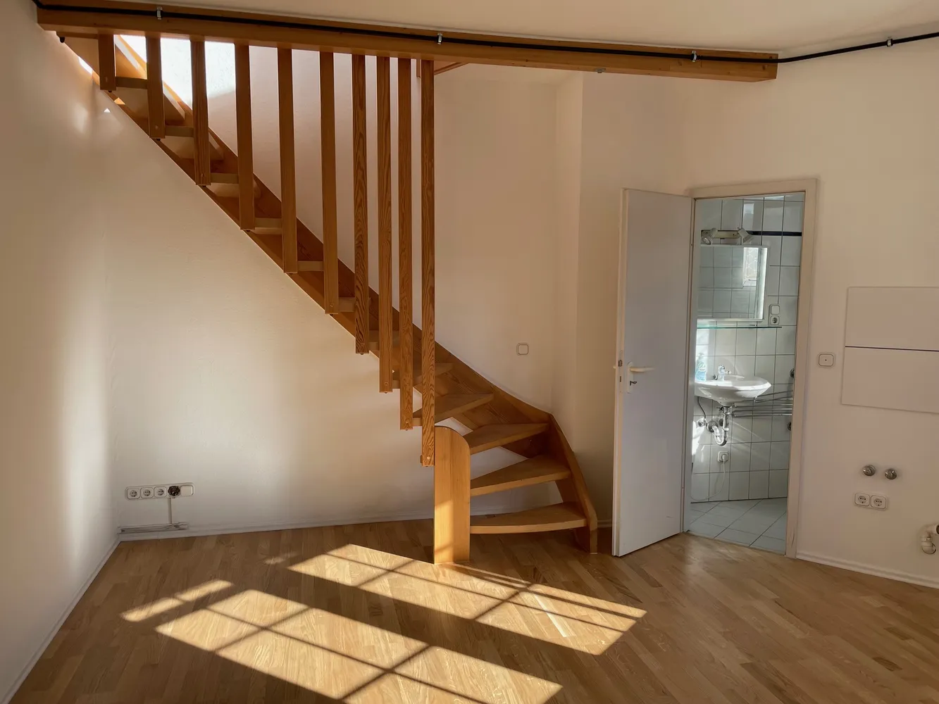 2 room apartment with 30 m² in Frankfurt am Main – Photo 1