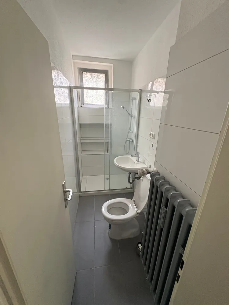 2 Zimmer Wohnung mit 50 m² in Köln – Bild 6