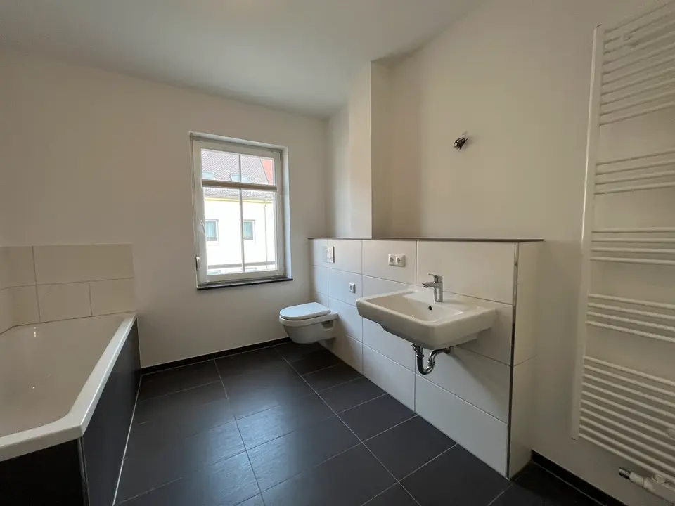 4 Zimmer Wohnung mit 102 m² in Hoyerswerda – Bild 4