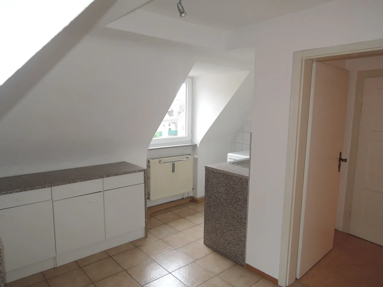 2 Zimmer Wohnung mit 55 m² in Würzburg – Bild 4