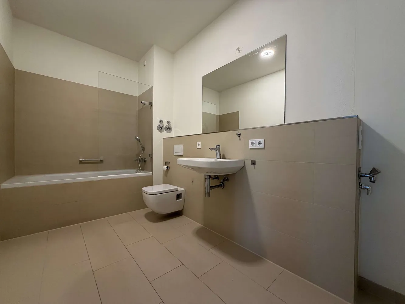2 Zimmer Wohnung mit 62 m² in Berlin – Bild 5
