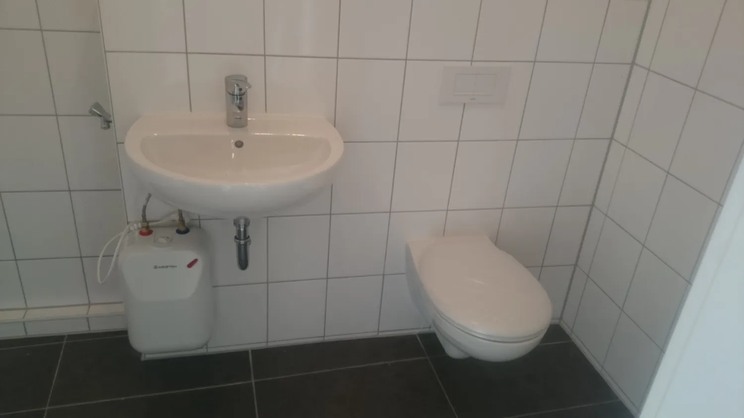 6 room apartment with 130 m² in Limbach-Oberfrohna – Photo 3