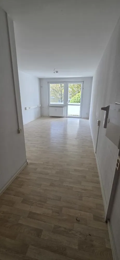 1 Zimmer Wohnung mit 29 m² in Werdau – Bild 3