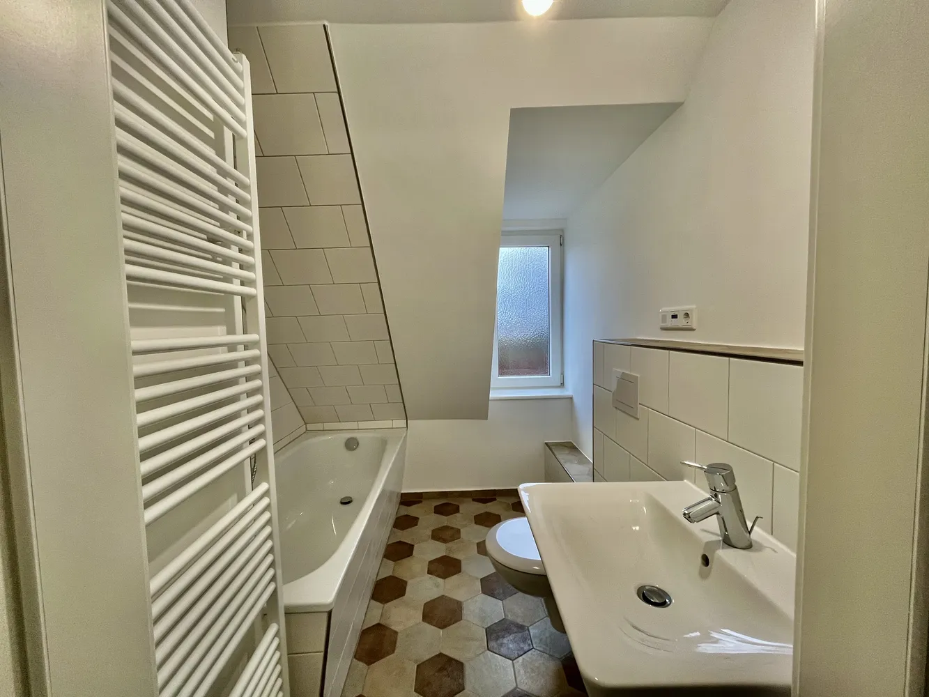 2 room apartment with 35 m² in Lübeck – Photo 11