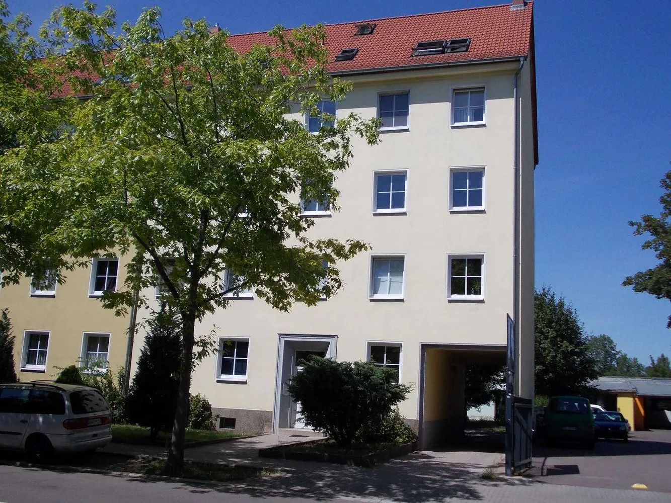 2 Zimmer Wohnung mit 48 m² in Halle (Saale) – Bild 4