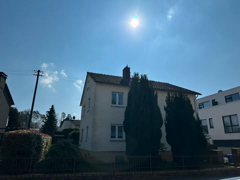 6 Zimmer Haus mit 170 m² in Wiesbaden – Bild 1