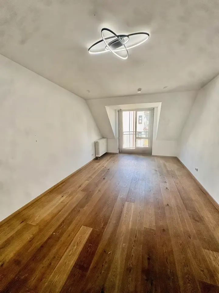 2 room apartment with 38 m² in Munich – Photo 1