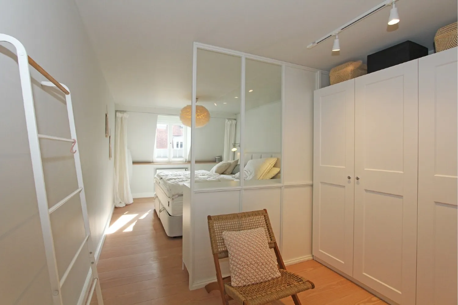 4 Zimmer Wohnung mit 130 m² in München – Bild 9