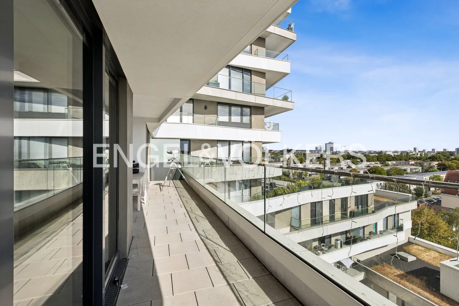 2 Zimmer Wohnung mit 70 m² in Frankfurt am Main – Bild 6