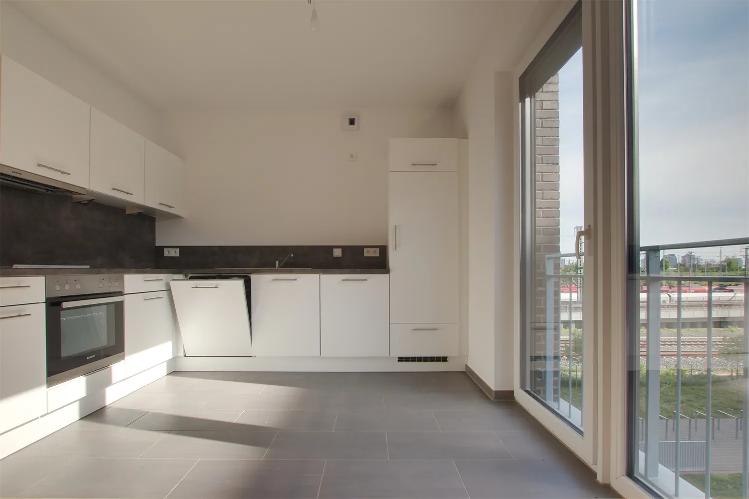 5 Zimmer Wohnung mit 121 m² in Frankfurt am Main – Bild 4
