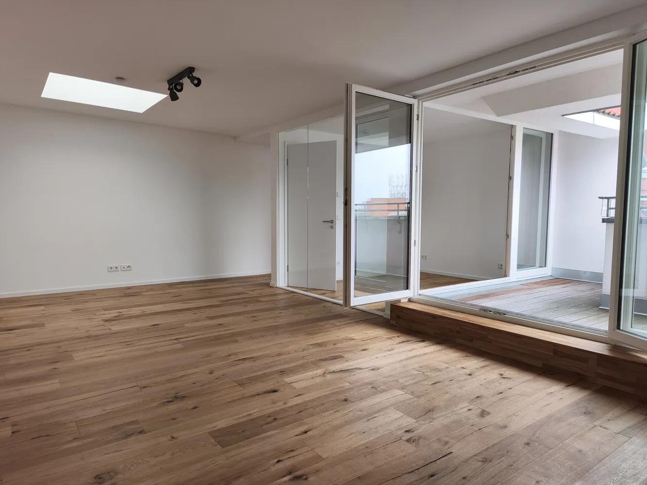 5 Zimmer Wohnung mit 120 m² in Berlin – Bild 2
