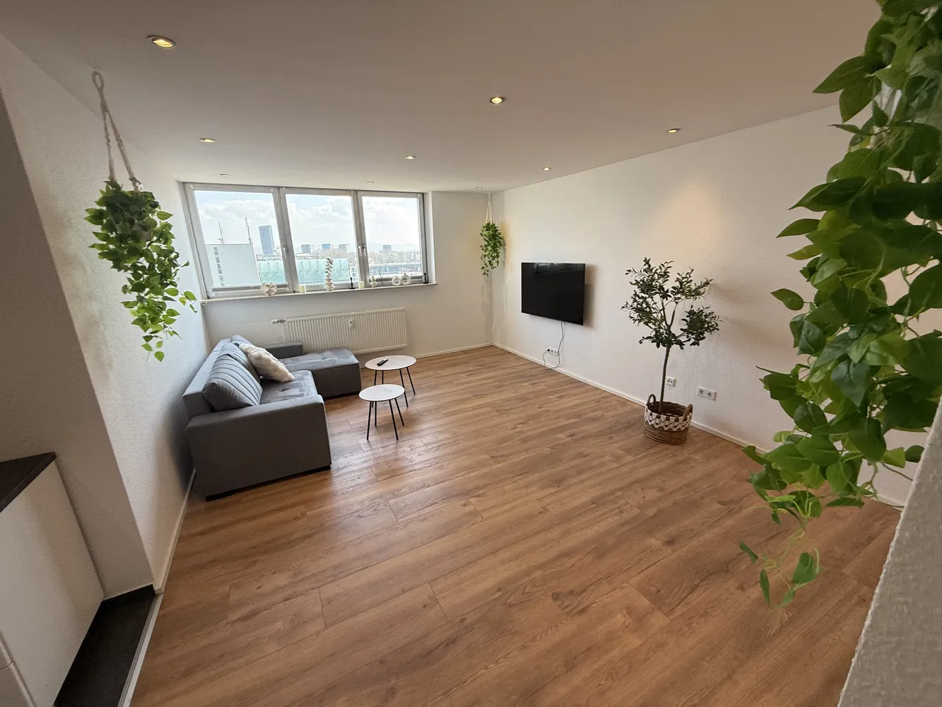 2 Zimmer Wohnung mit 47 m² in Ludwigshafen am Rhein – Bild 1