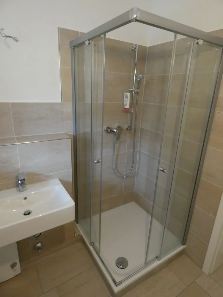 2 room apartment with 65 m² in Essen – Photo 12