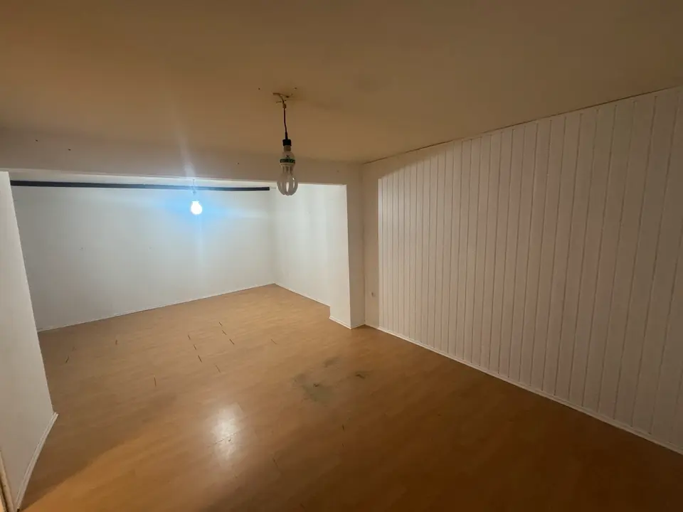 WG-Zimmer mit 157 m² in Wiesbaden – Bild 1