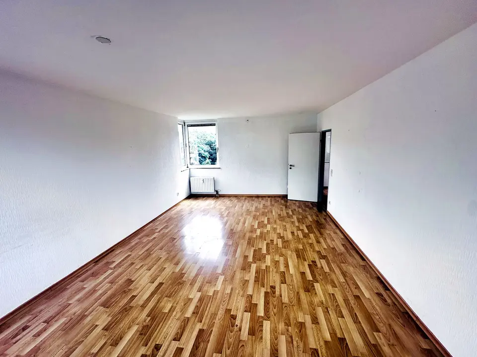 3 Zimmer Wohnung mit 95 m² in Köln – Bild 3