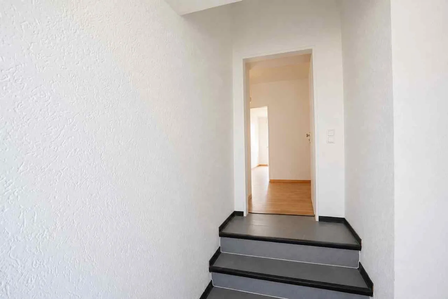 2 Zimmer Wohnung mit 75 m² in Köln – Bild 4