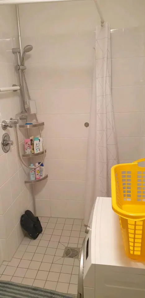 WG-Zimmer mit 49 m² in Frankfurt am Main – Bild 5