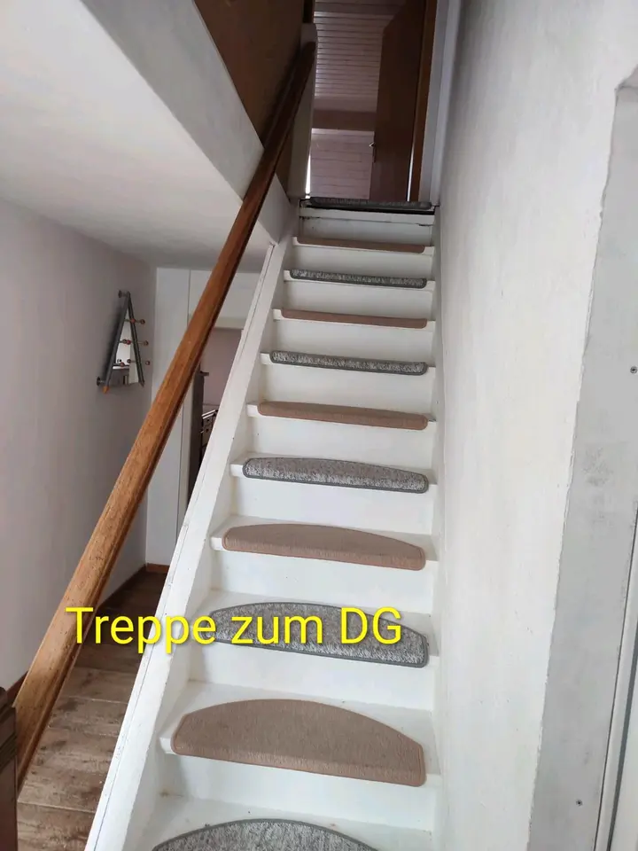 7 Zimmer Haus mit 150 m² in Metzingen – Bild 8