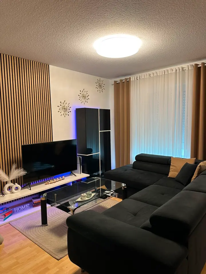 2 Zimmer Wohnung mit 65 m² in Wiesbaden – Bild 1