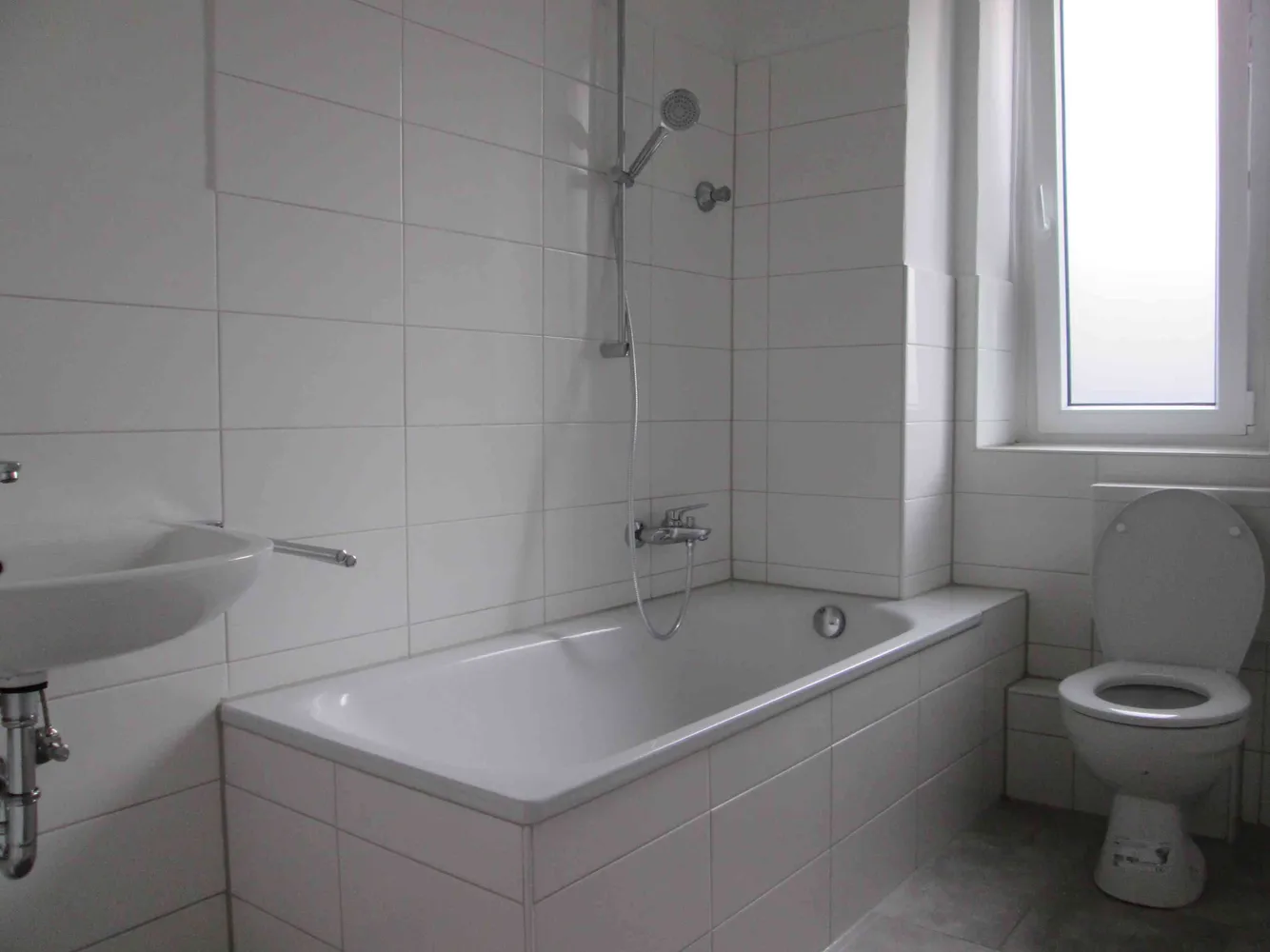 2 Zimmer Wohnung mit 69 m² in Duisburg – Bild 2