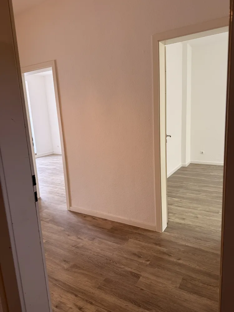 2 Zimmer Wohnung mit 65 m² in Düsseldorf – Bild 2