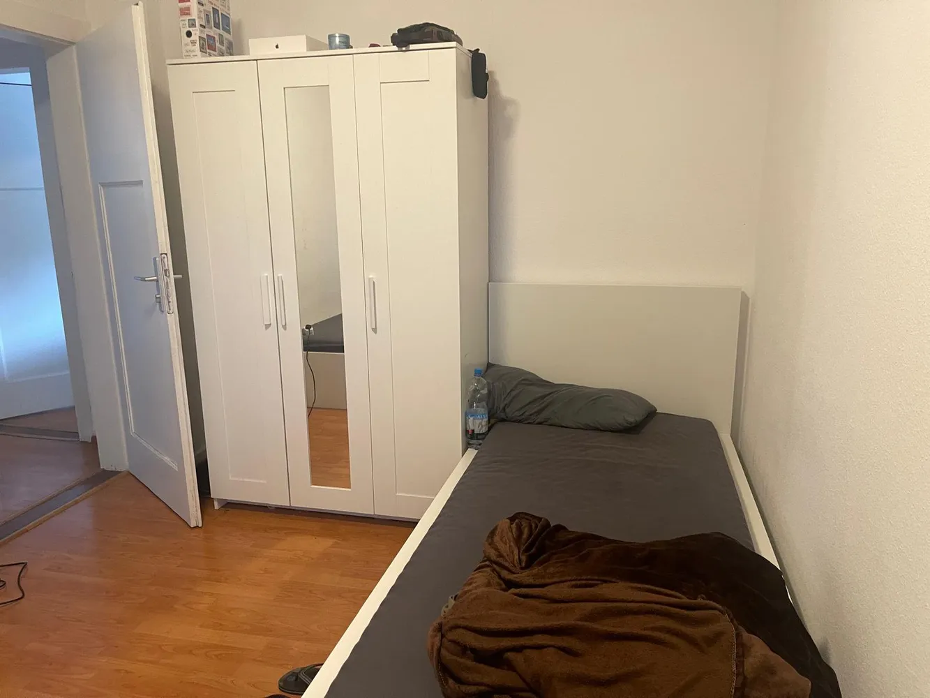 550 Zimmer Wohnung mit 15 m² in Frankfurt am Main – Bild 2