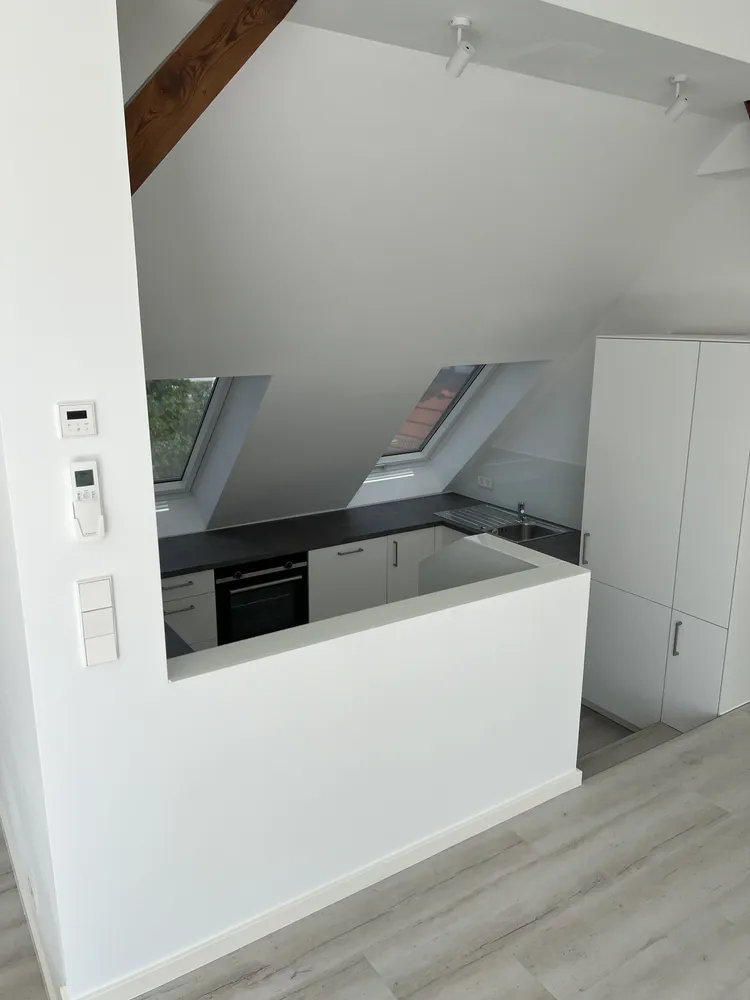 2 Zimmer Wohnung mit 80 m² in Berlin – Bild 3