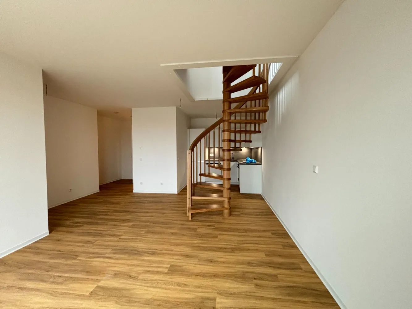 2 Zimmer Wohnung mit 66 m² in Dresden – Bild 6