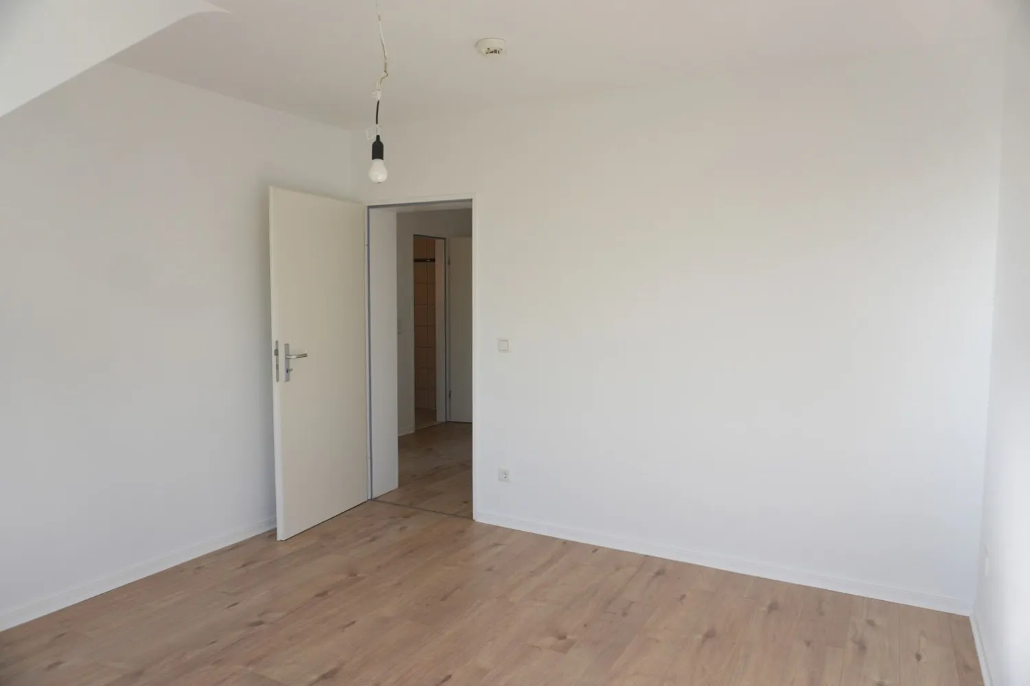 3 Zimmer Wohnung mit 72 m² in Düsseldorf – Bild 3
