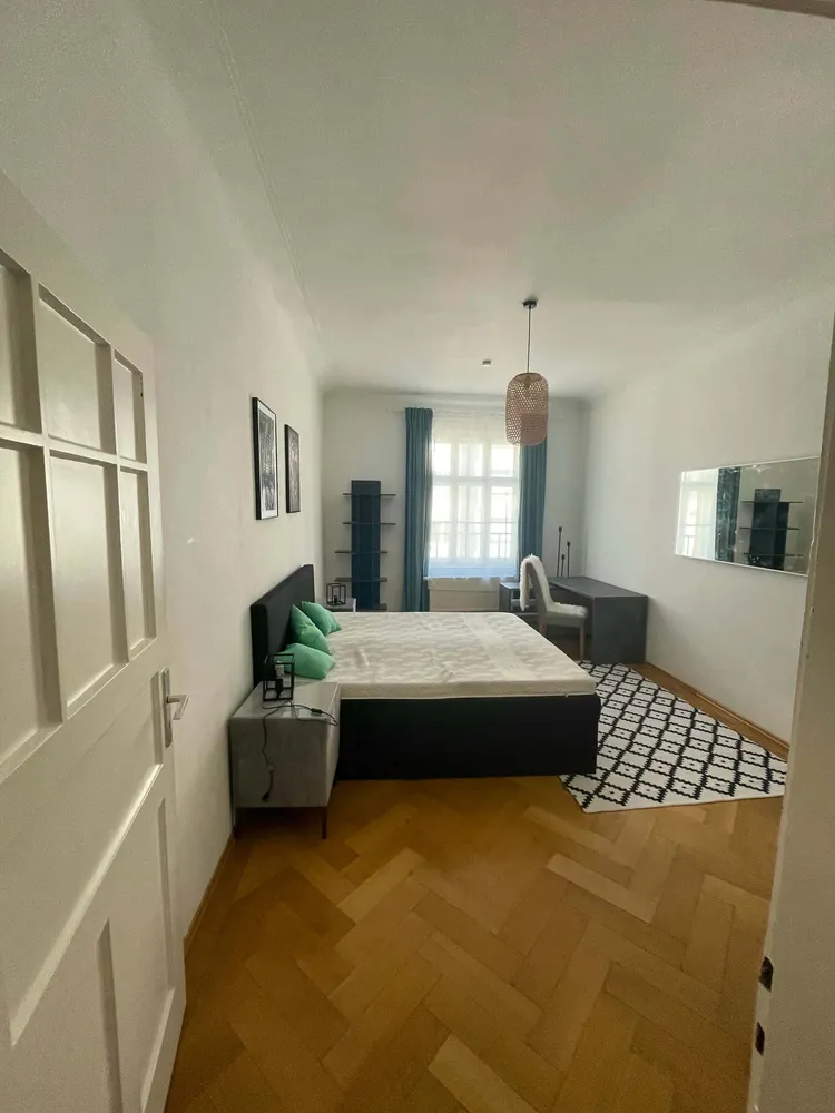 Shared room with 17 m² in Munich – Photo 2