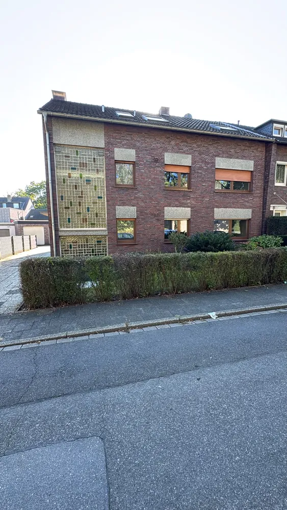 4 room apartment with 84 m² in Duisburg – Photo 1