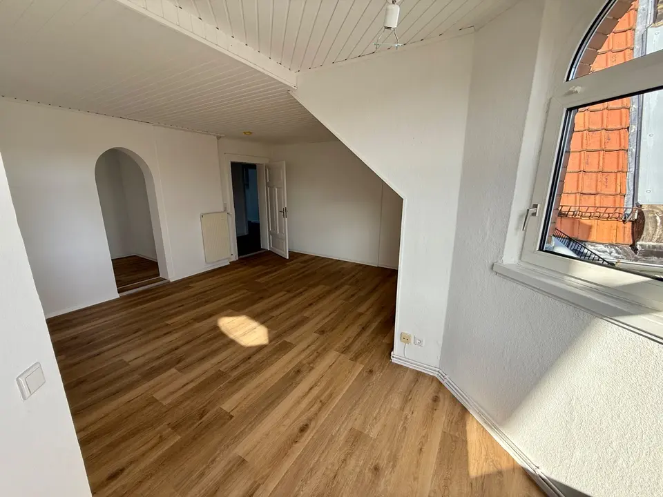 7 Zimmer Wohnung mit 150 m² in Kassel – Bild 10