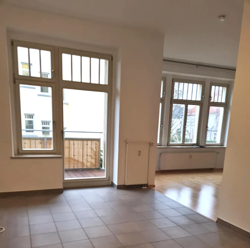 2 room apartment with 83 m² in Magdeburg – Photo 1