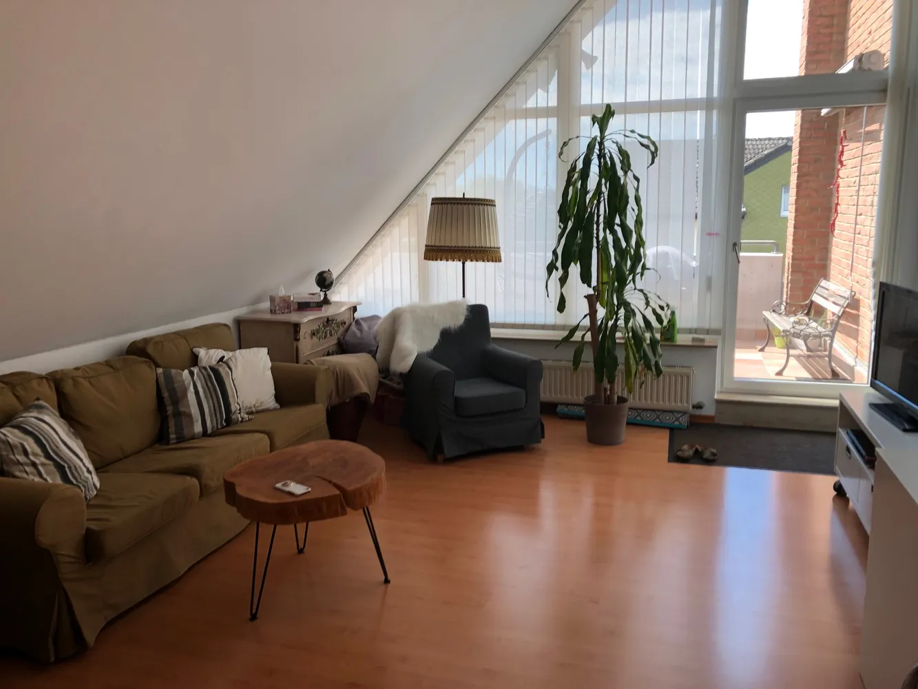 4 Zimmer Wohnung mit 86 m² in Leverkusen – Bild 2