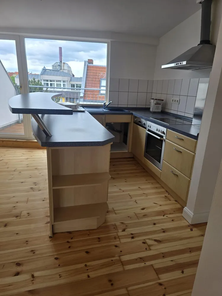 2 Zimmer Wohnung mit 75 m² in Berlin – Bild 3