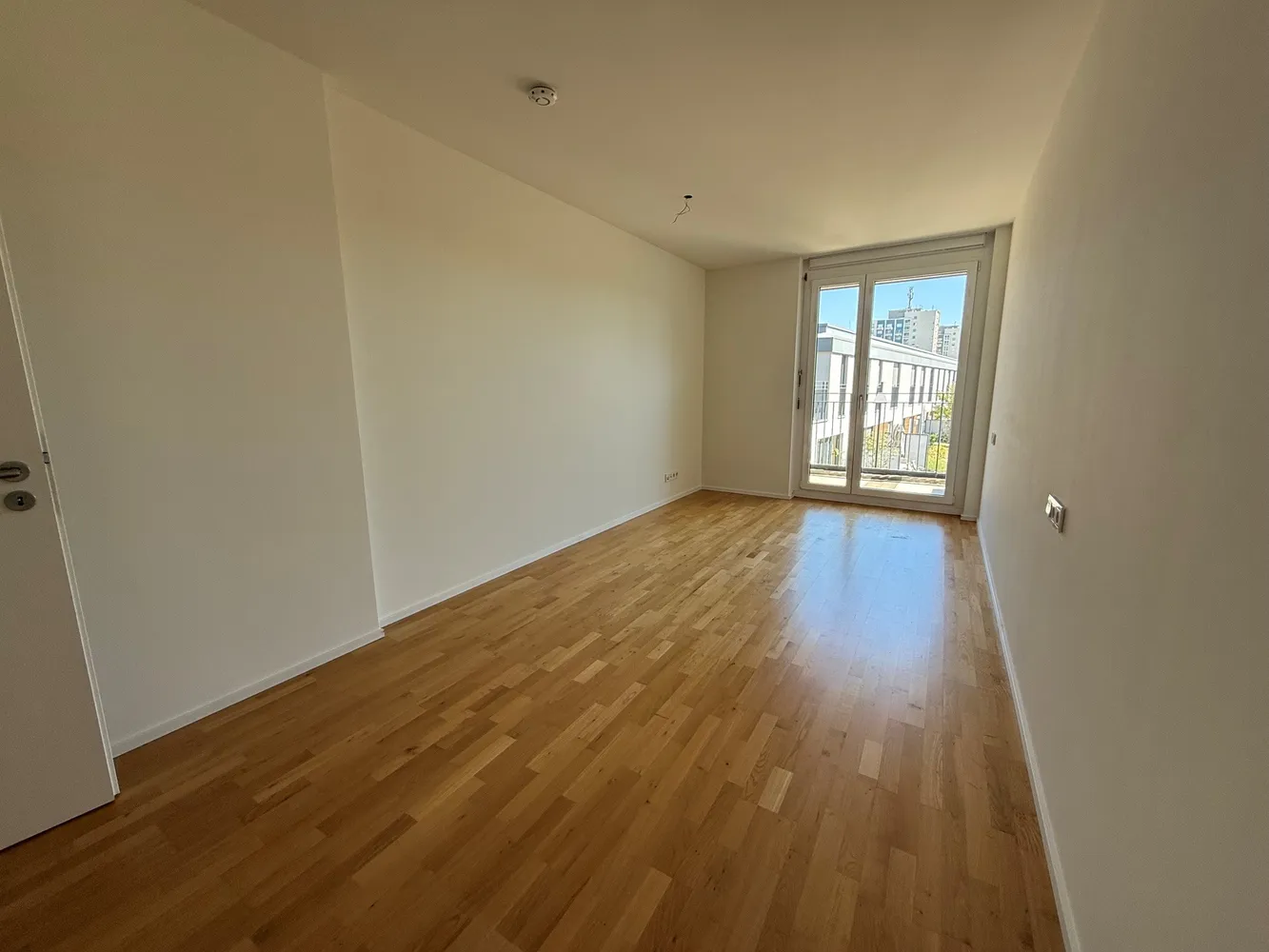 2 Zimmer Wohnung mit 77 m² in Stuttgart – Bild 3