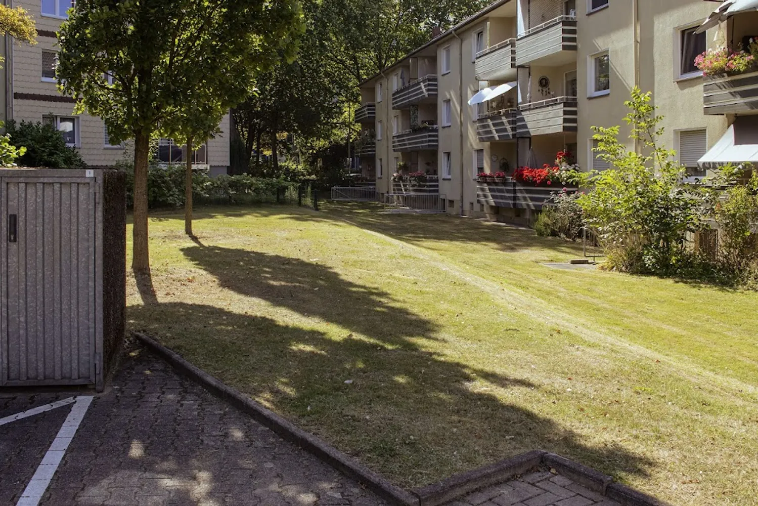1 room apartment with 43 m² in Essen – Photo 5