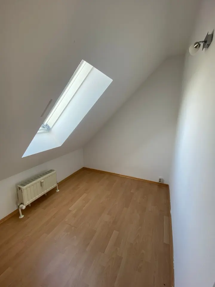 2 Zimmer Wohnung mit 39 m² in Hof – Bild 2