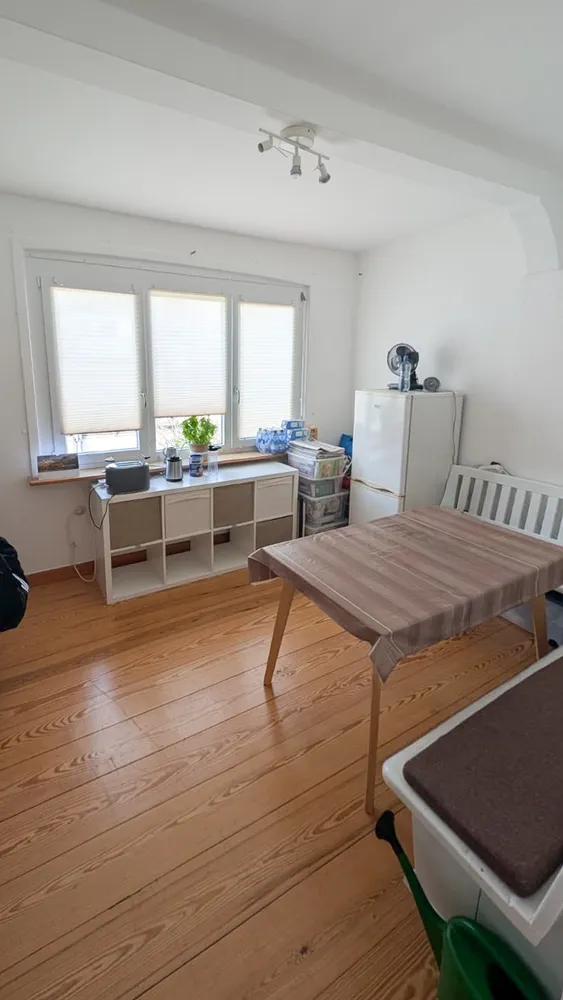 6 Zimmer Wohnung mit 141 m² in Metzingen – Bild 4
