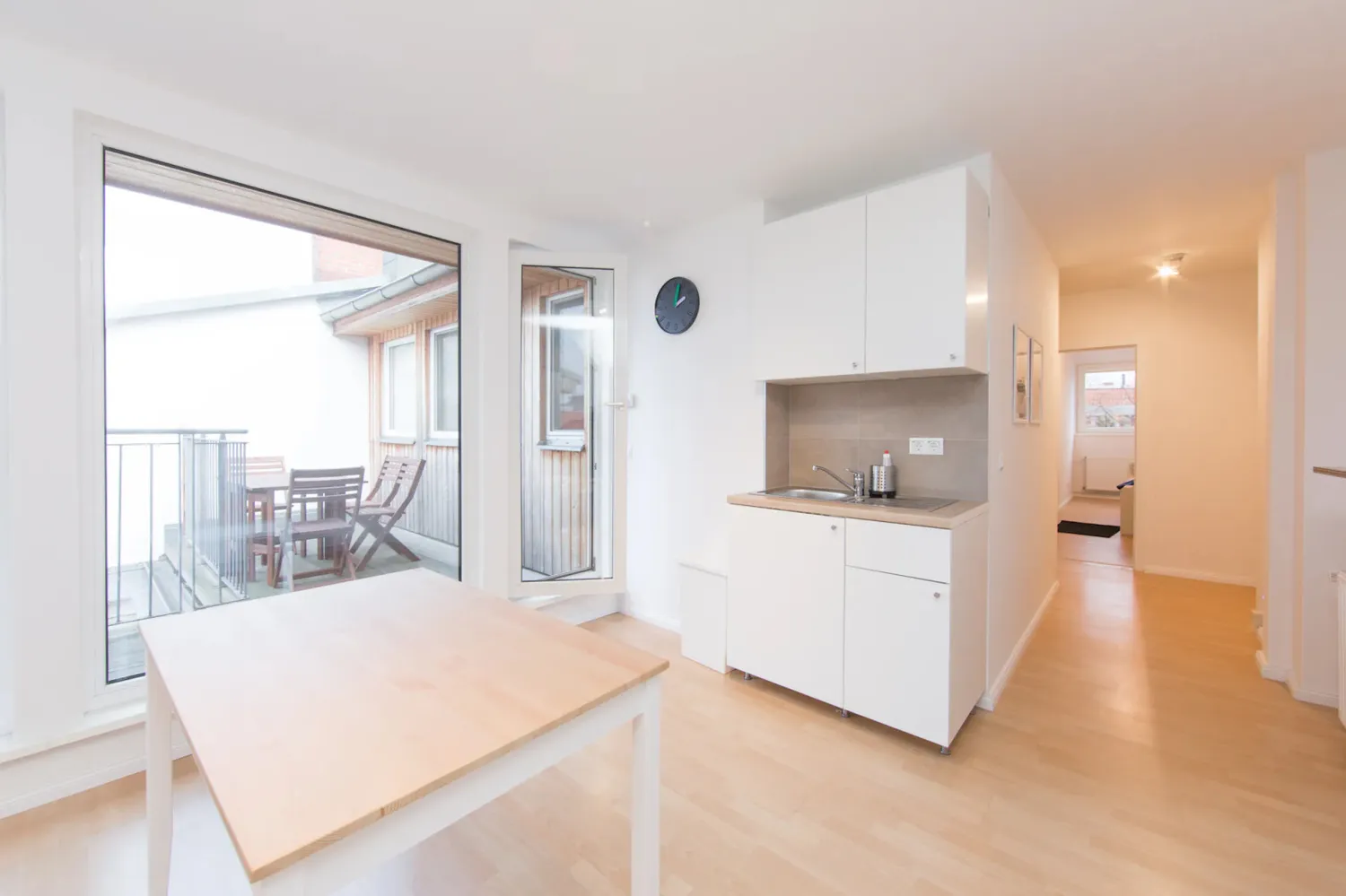 Shared room with 11 m² in Berlin – Photo 5