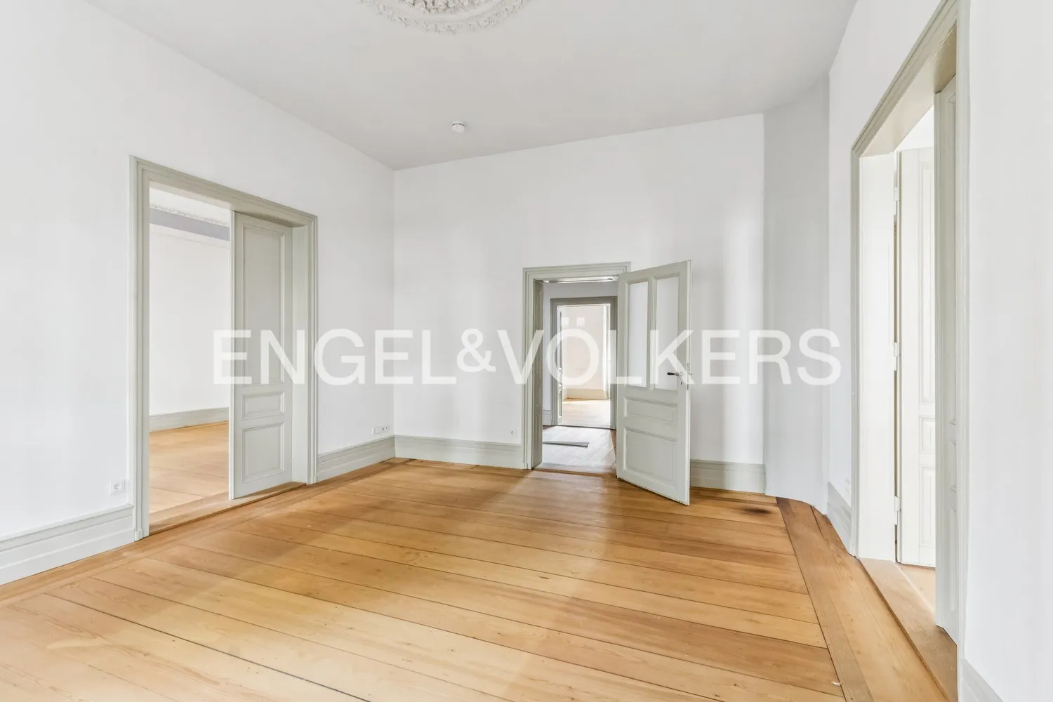 5 Zimmer Wohnung mit 181 m² in Frankfurt am Main – Bild 9