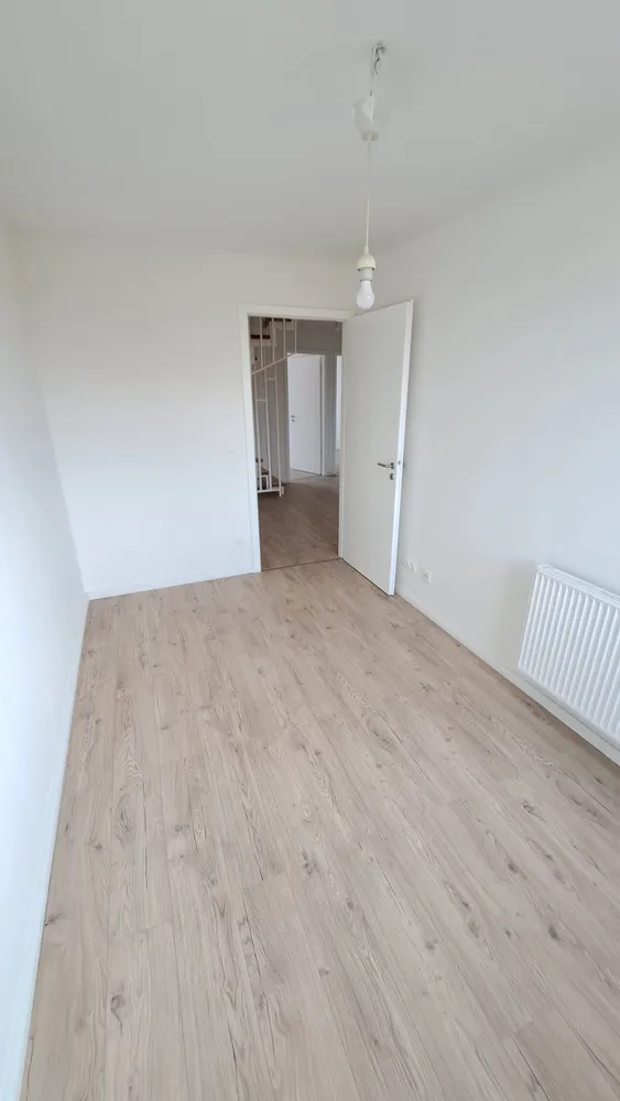 8 Zimmer Wohnung mit 134 m² in Berlin – Bild 5