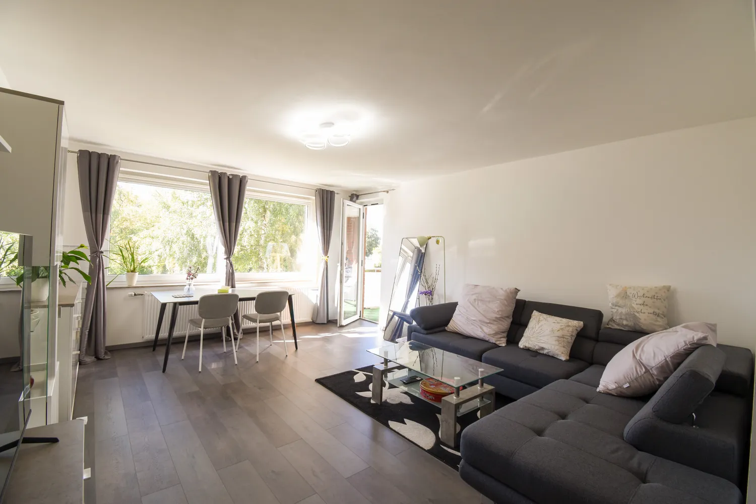 4 Zimmer Wohnung mit 87 m² in Hannover – Bild 1
