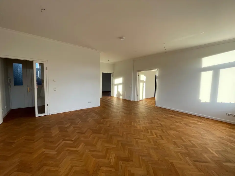 3 room apartment with 109 m² in Chemnitz – Photo 1