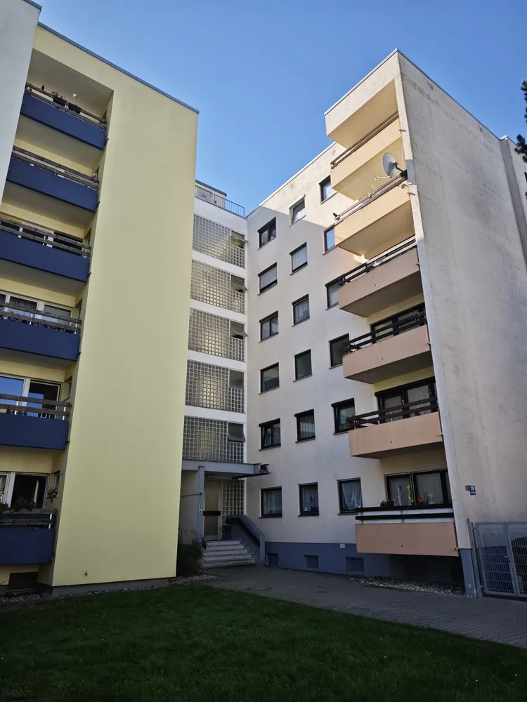 1 Zimmer Wohnung mit 32 m² in Regensburg – Bild 1